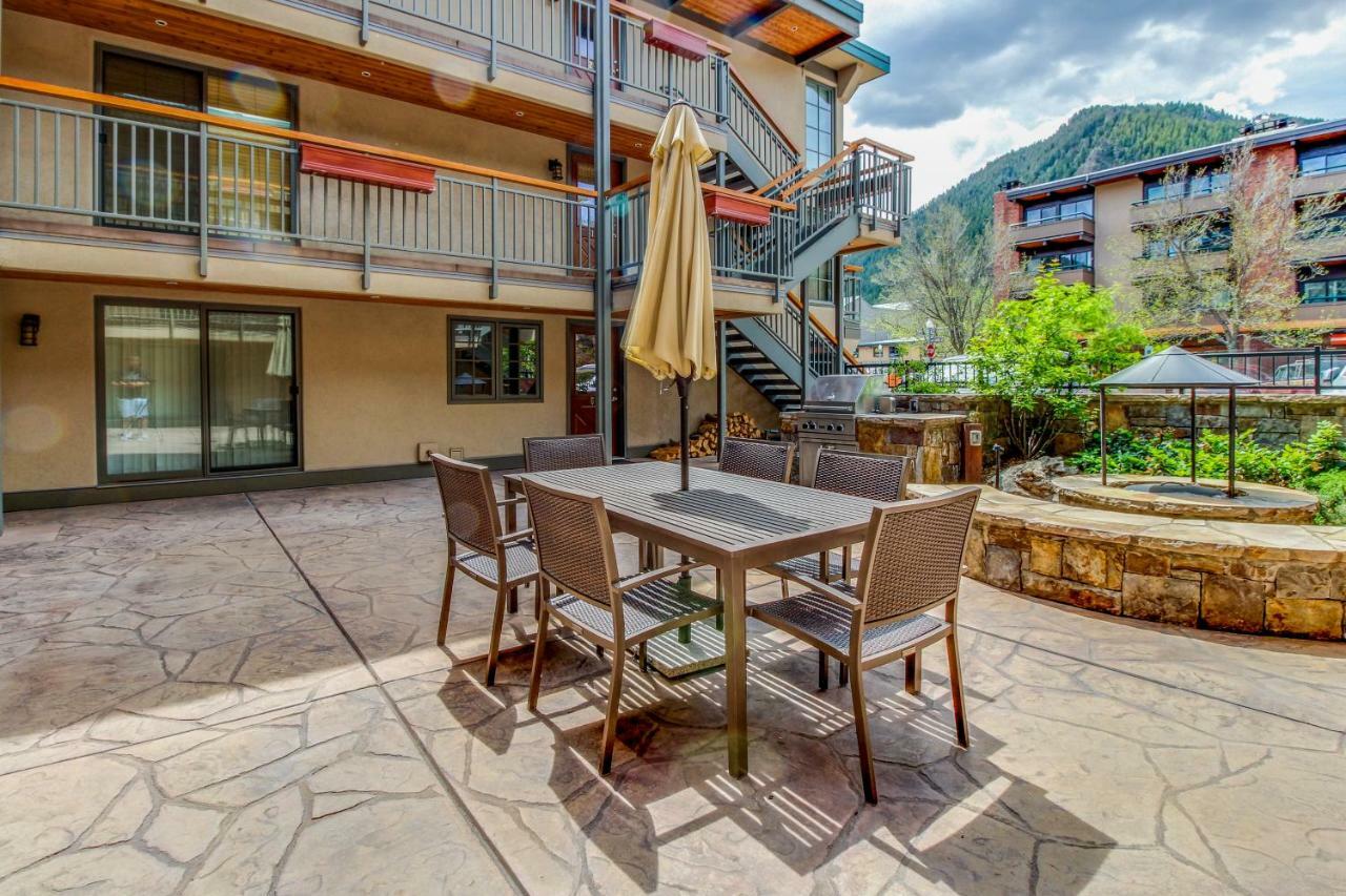 Downtown Beauties Villa Aspen Exteriör bild